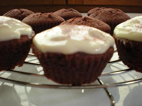 red velvet cupcakes