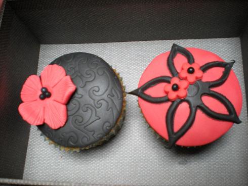 bedanking cupcakes